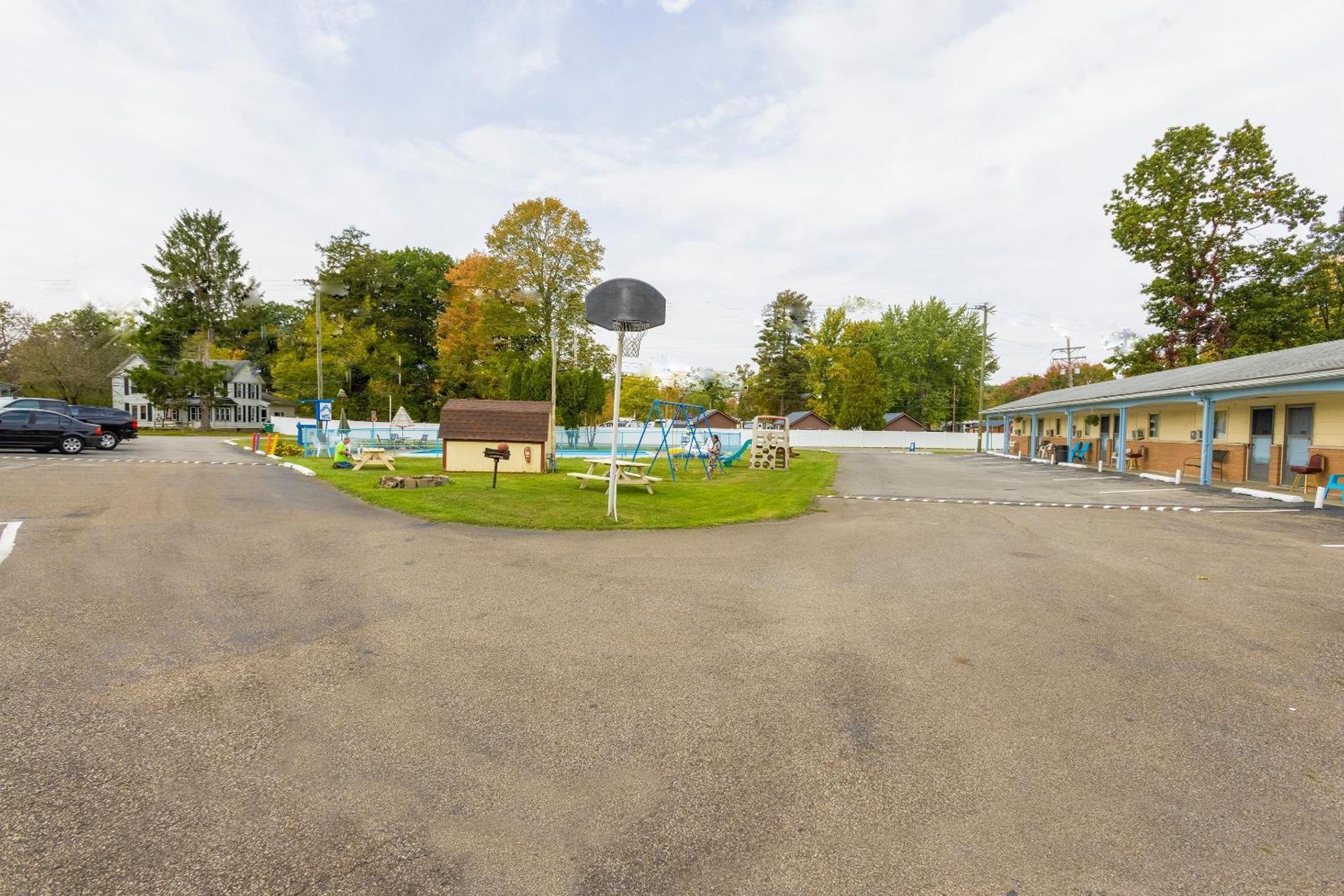 Parkside Motel By Oyo Meadville Conneaut Lake Conneaut Lakeshore Dış mekan fotoğraf