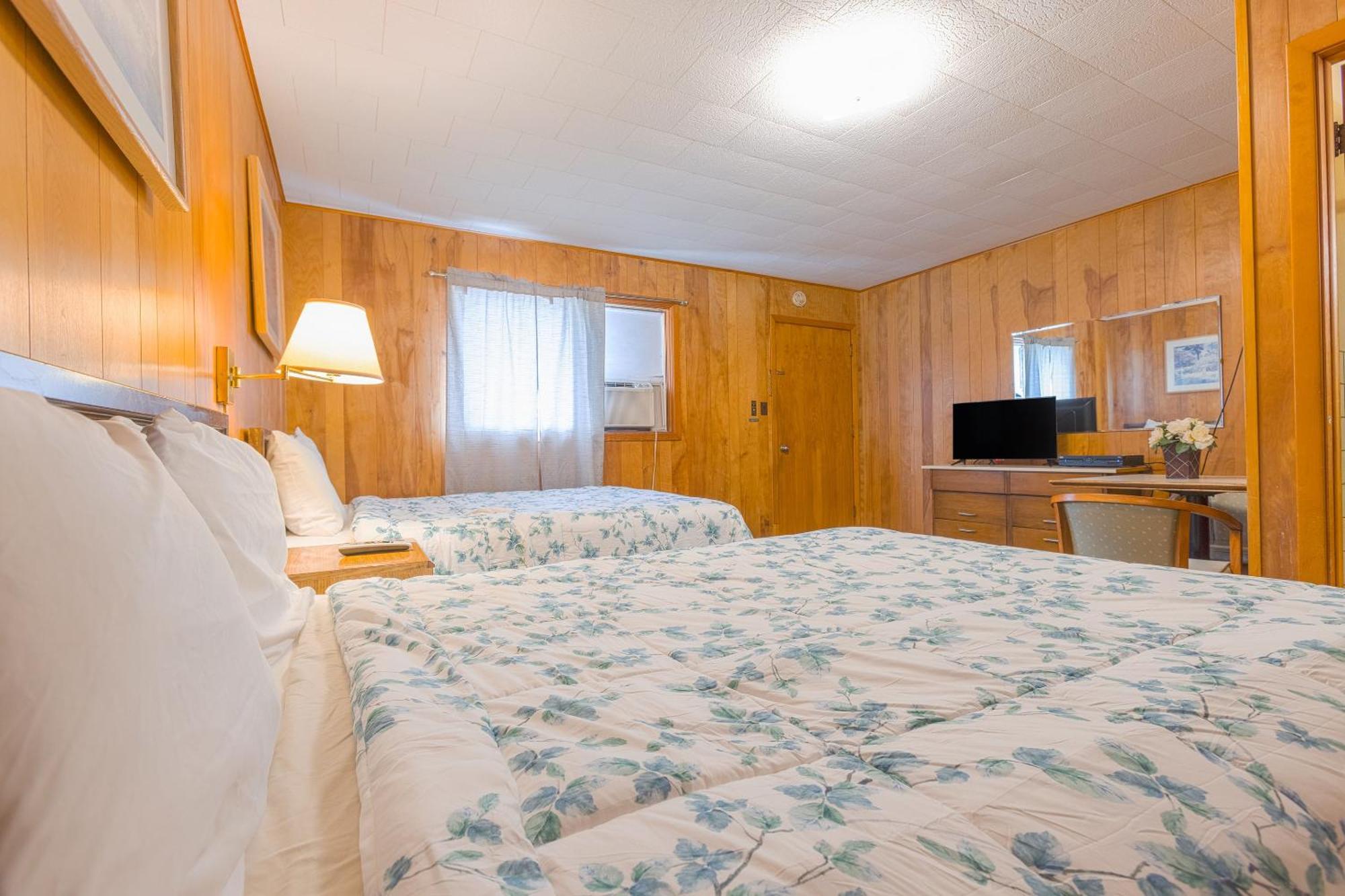 Parkside Motel By Oyo Meadville Conneaut Lake Conneaut Lakeshore Dış mekan fotoğraf