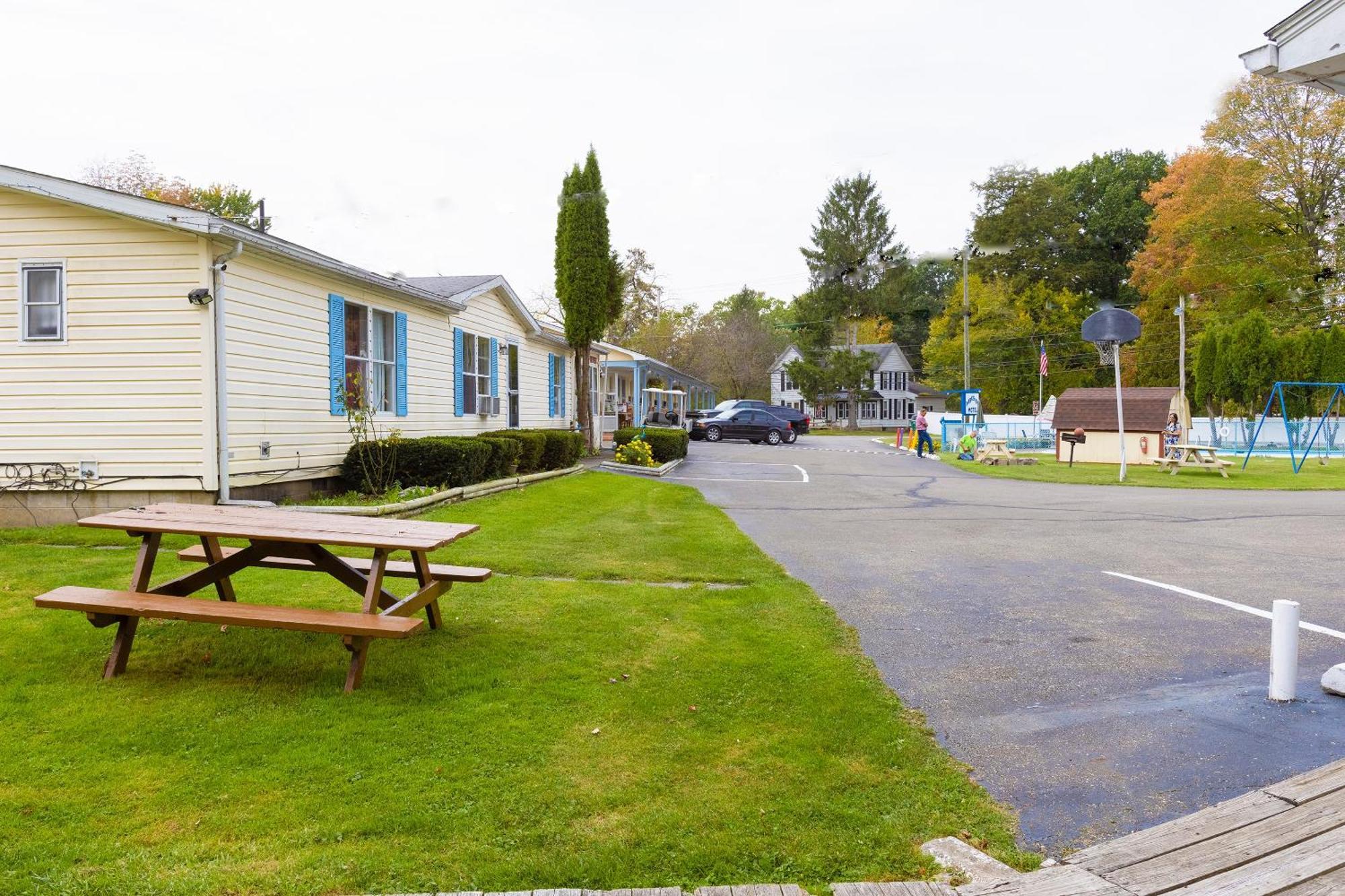 Parkside Motel By Oyo Meadville Conneaut Lake Conneaut Lakeshore Dış mekan fotoğraf